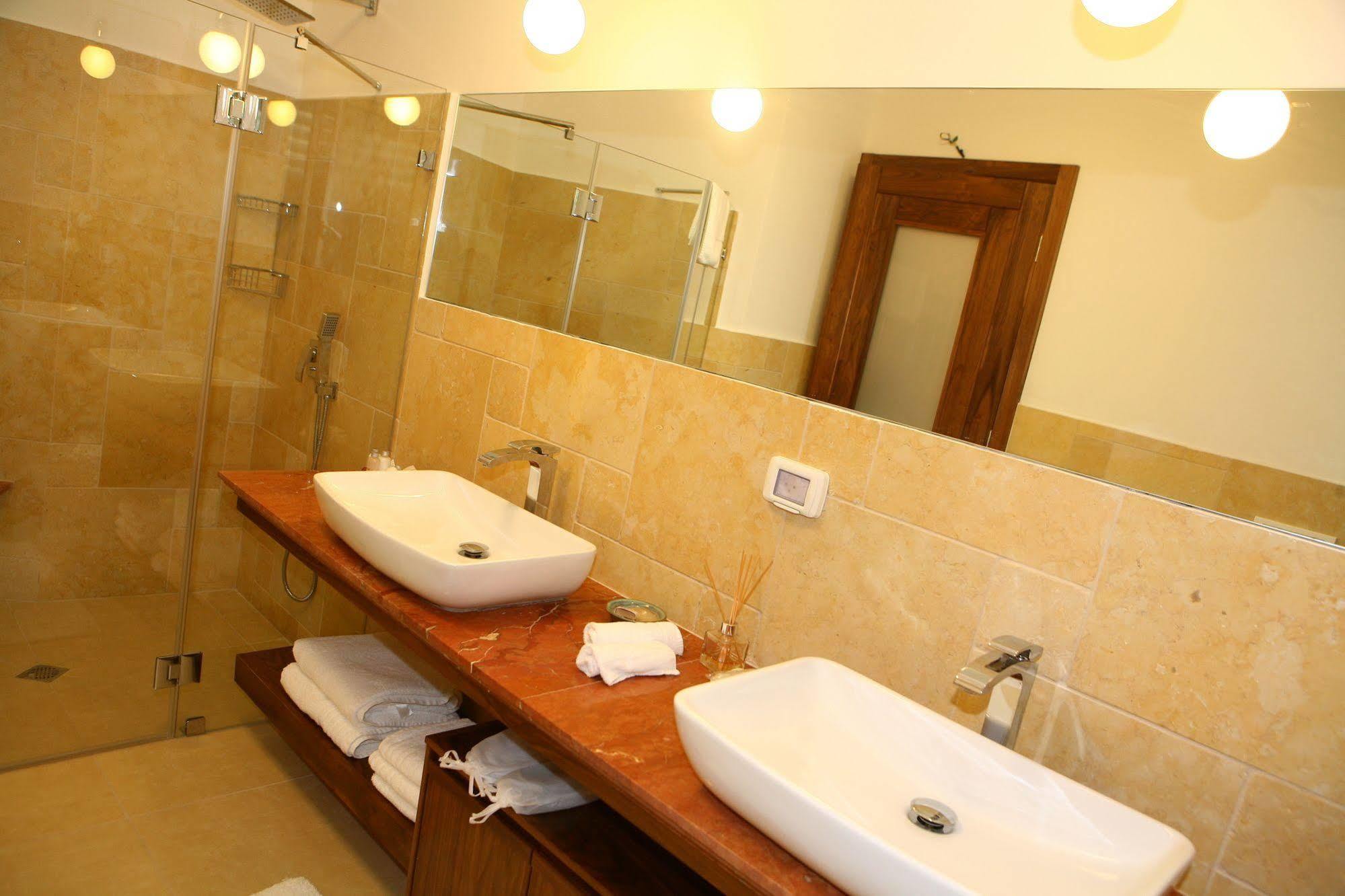 Villar โรชปินนา ภายนอก รูปภาพ